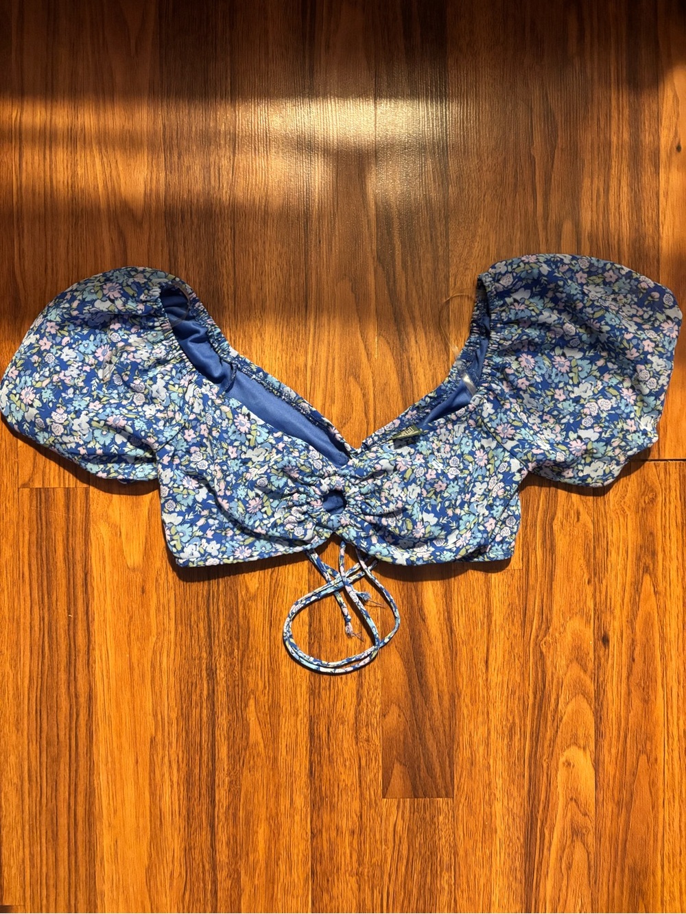 Wild Fable Blue Floral Puff Sleeve Crop Top Sweetheart Neck Cutout Size XS EUC